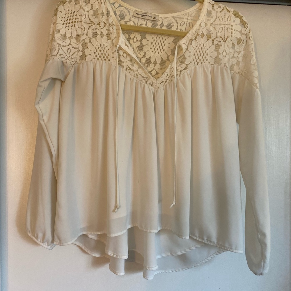 Abercrombie & Fitch Elegant White Lace Blouse